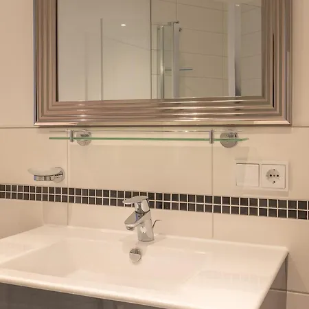 Alte Fischfabrik Moinmoin לאוטרבאך