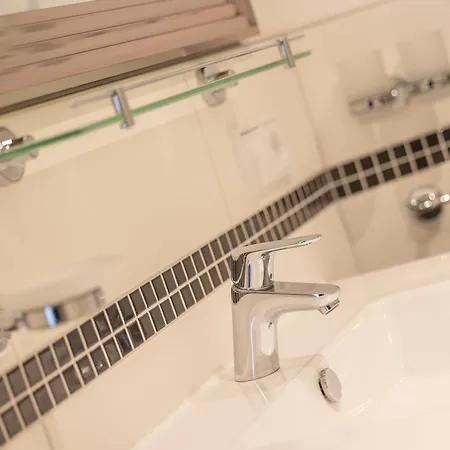 Alte Fischfabrik Moinmoin * לאוטרבאך